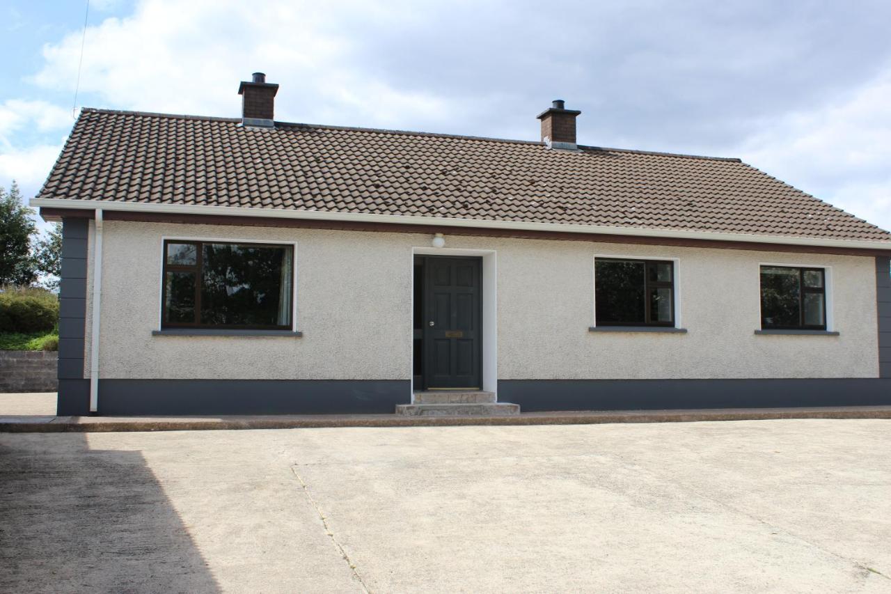 Ketty'S Cottage Rosslea エクステリア 写真