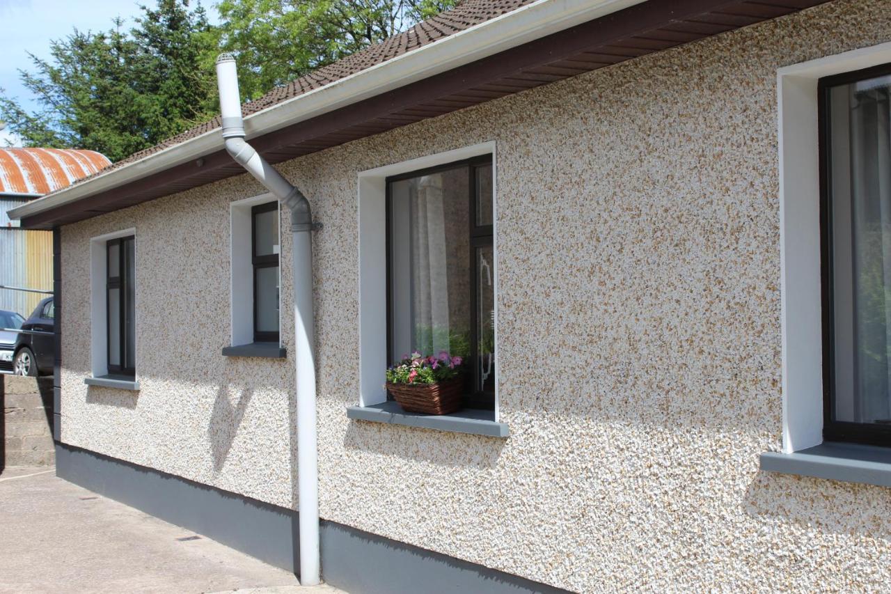 Ketty'S Cottage Rosslea エクステリア 写真